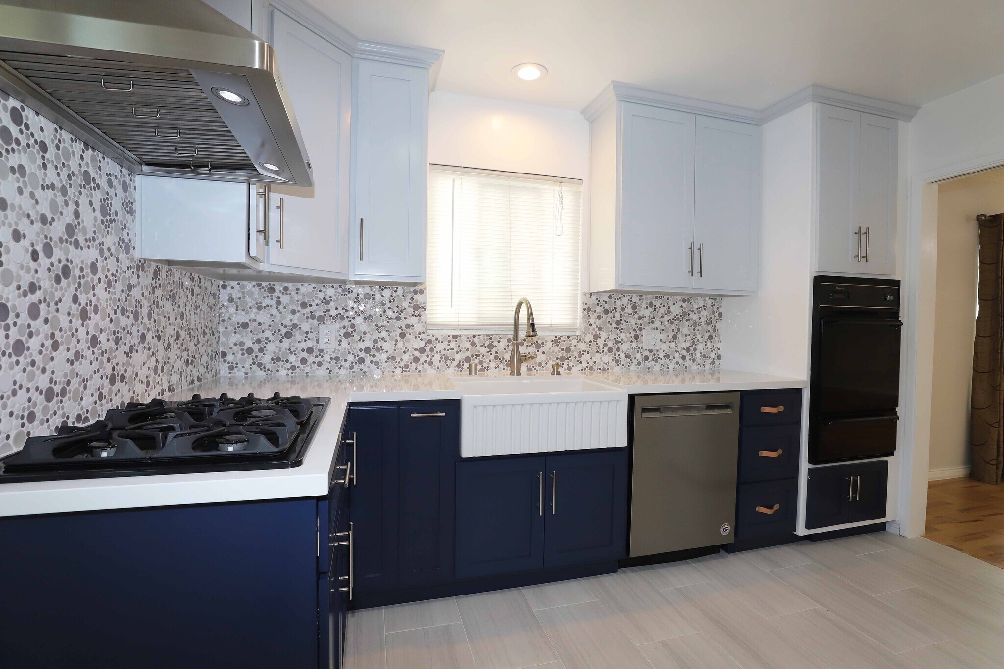 Building Photo - 1025 S Sherbourne Dr