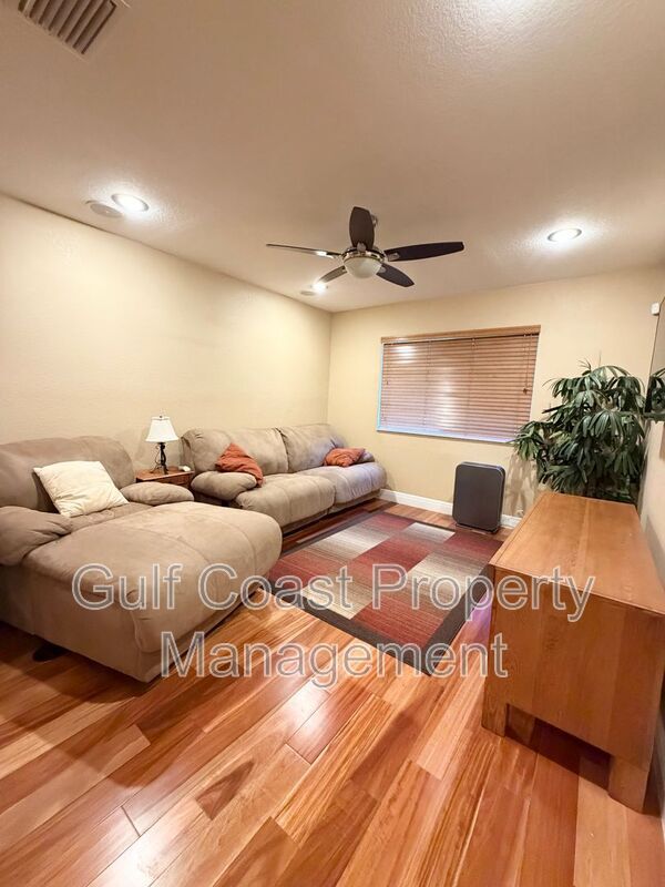 Building Photo - 17560 Brickstone Loop