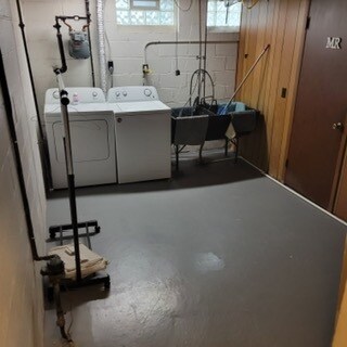 Building Photo - 5437 Elmwood Ave