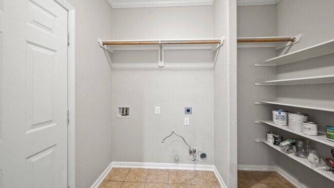 Building Photo - 3907 Plum Hill Ln