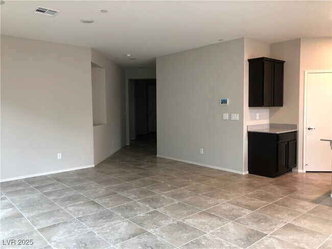 Building Photo - 1299 El Solindo Ln