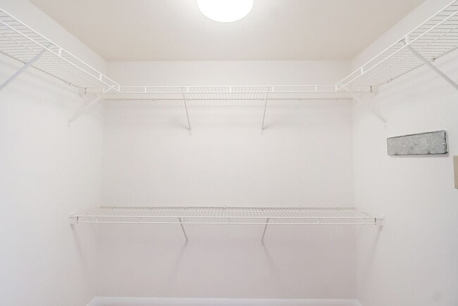 Building Photo - (Coming Soon) 1 Bedroom South End Condo!