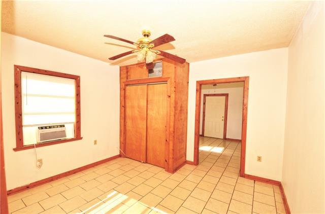 Building Photo - 623 Alvar St