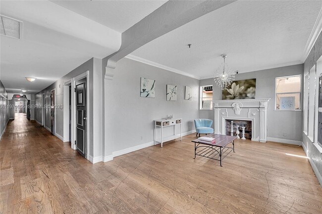 Building Photo - 1027 Pennsylvania Ave