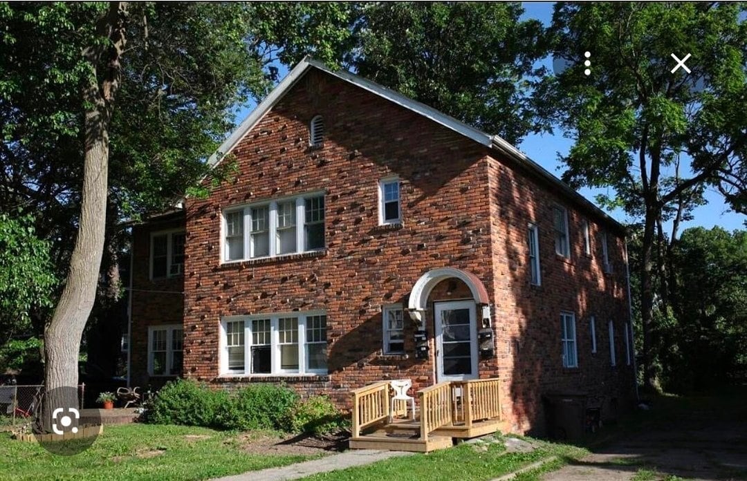Building Photo - 23 Henry Clay Ave