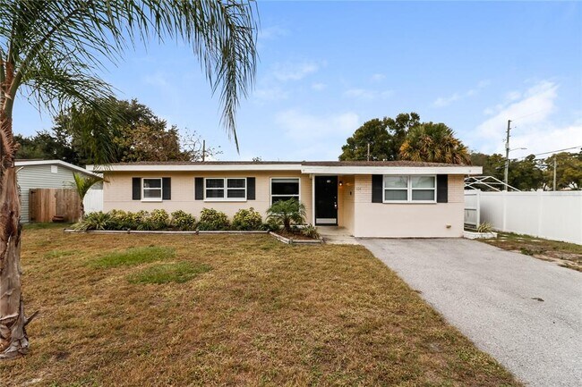 Primary Photo - 104 Ramona Cir
