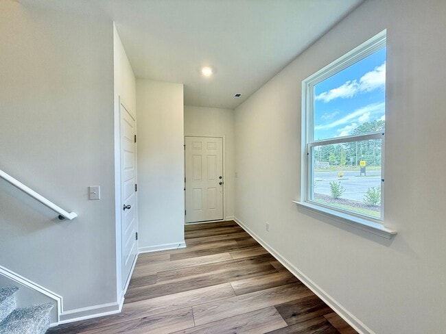 Building Photo - Stunning New Construction 3BD, 2.5BA End U...