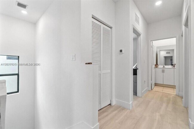 Building Photo - 24242 SW 119th Pl
