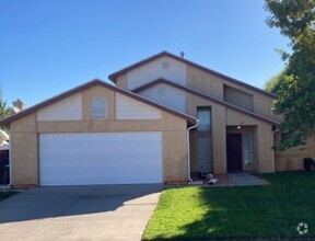 Building Photo - 4 Bedroom - 2 bath - Single Family Home in...