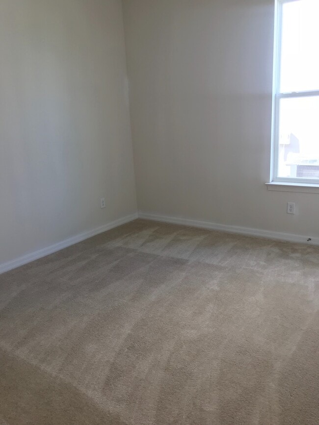Building Photo - 3 Bedroom 2 Bathroom Home with large loft / bonus room at Windstone in Windermere!!