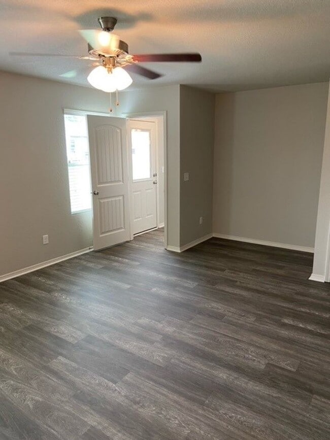 Building Photo - *NOW PRELEASING!*  NEW Three Bedroom | Two Bath Home Located in Maumelle