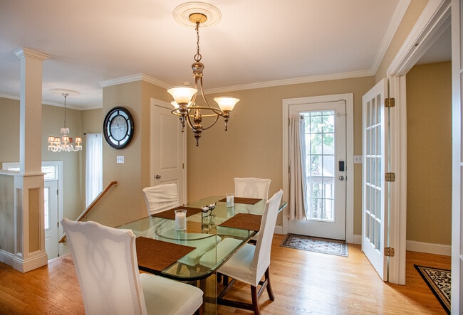 Building Photo - 88 Hyde St