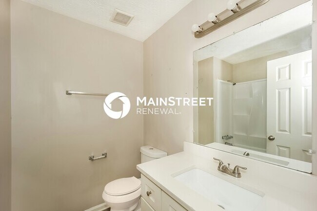 Building Photo - 3 Bedroom Pet-Friendly Home in Union City, GA with Main Street Renewal