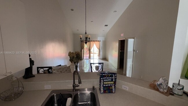 Building Photo - 3279 NE 11th Dr