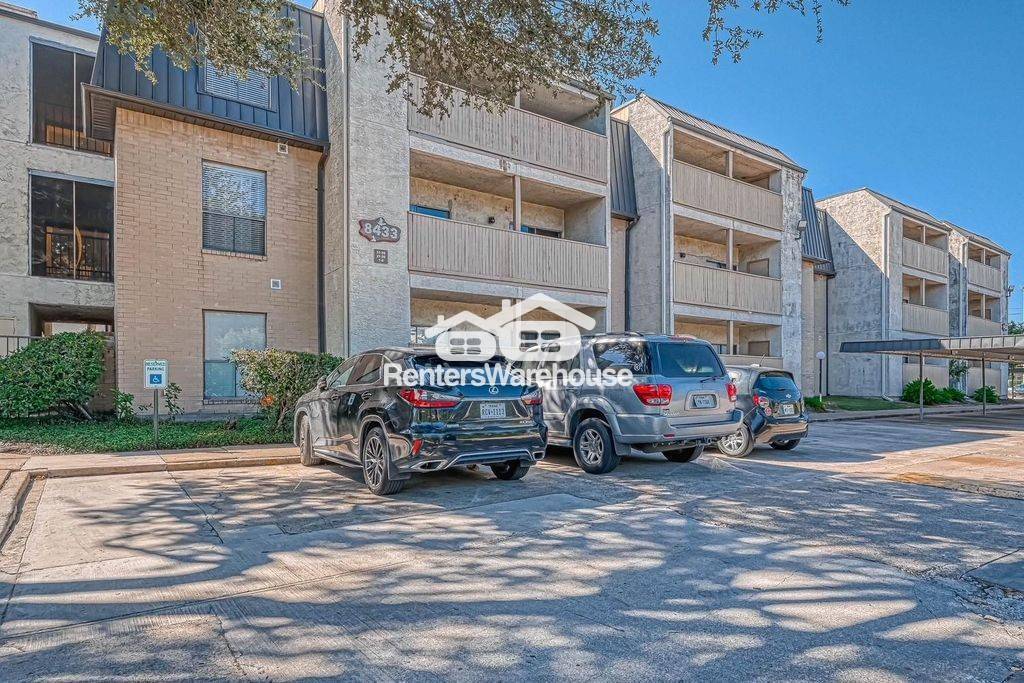 Building Photo - 8433 Hearth Dr