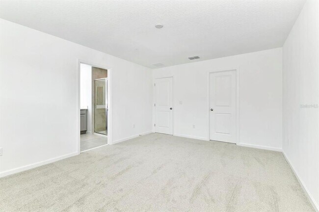 Building Photo - 11511 Sunsail Ave