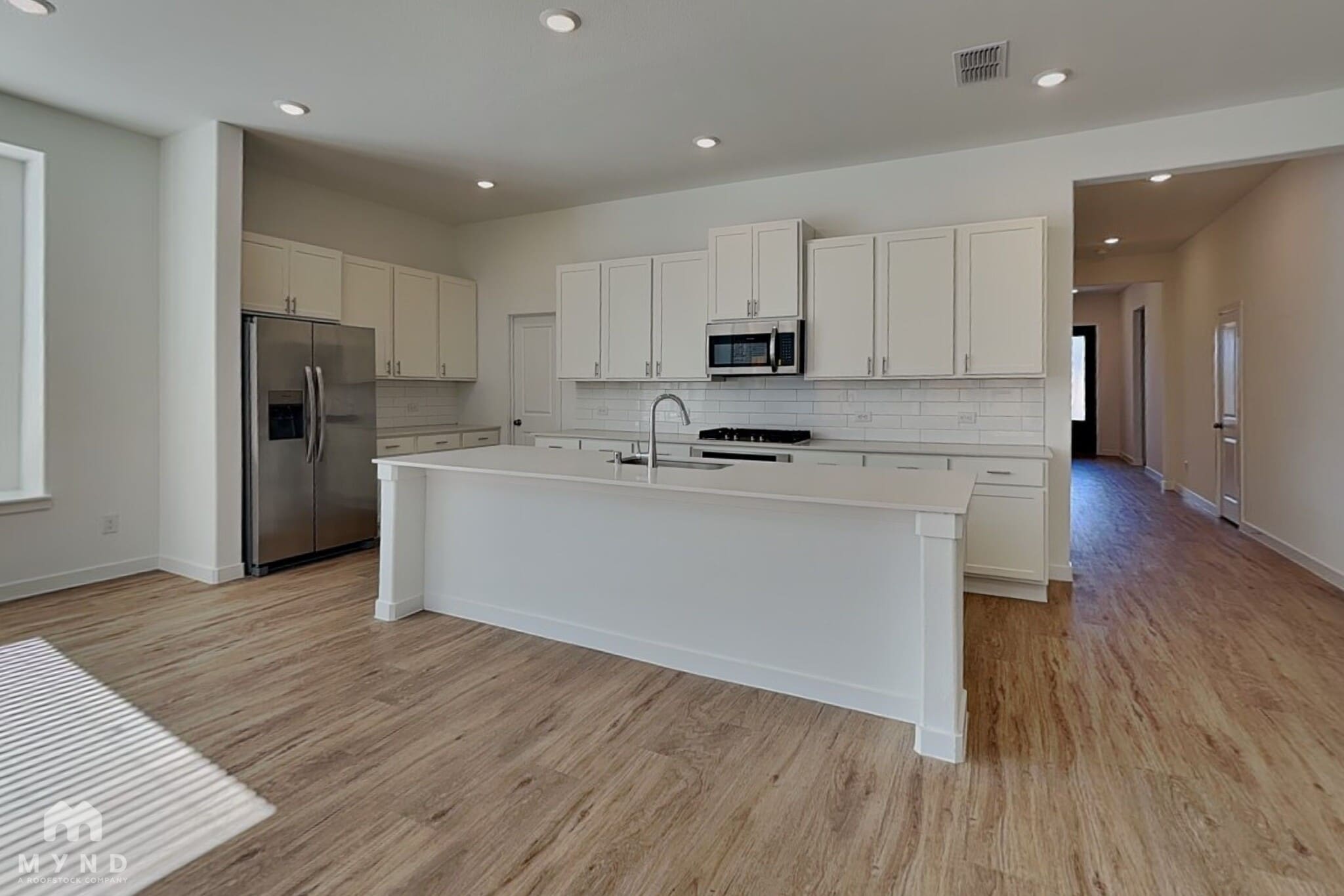 Building Photo - 804 Demelza Dr