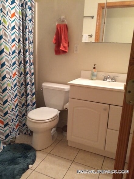 Building Photo - 1801 Beacon St