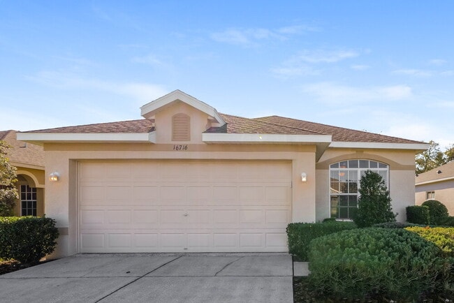 Building Photo - 16716 Caracara Ct