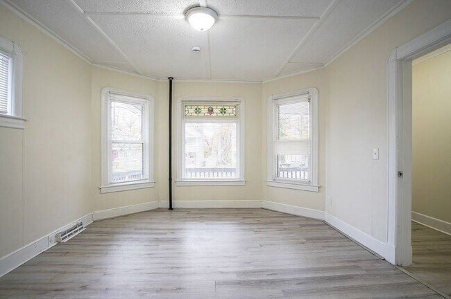 Building Photo - 51-53 Leyfred Ter