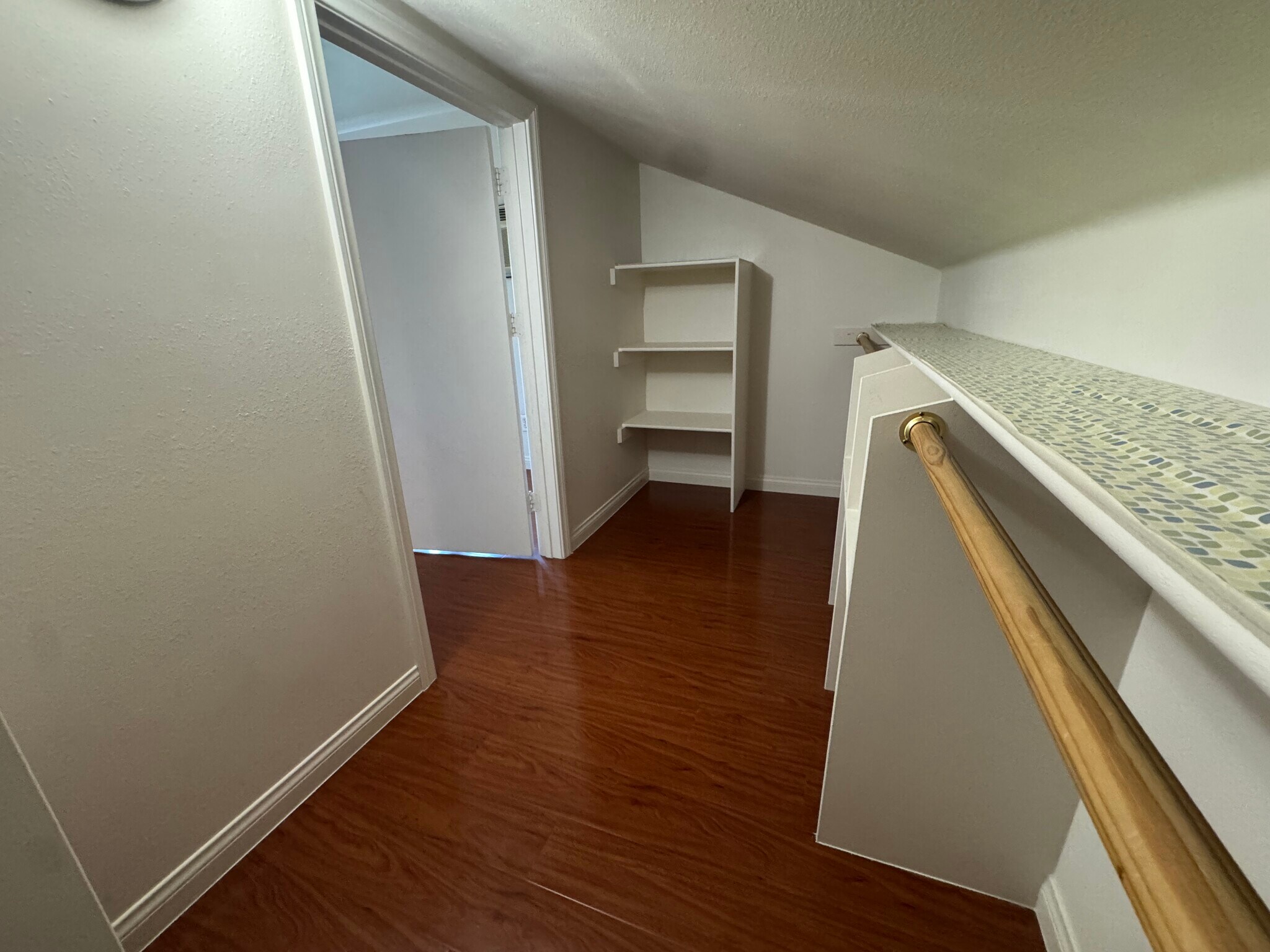 Building Photo - 758 W Longden Ave