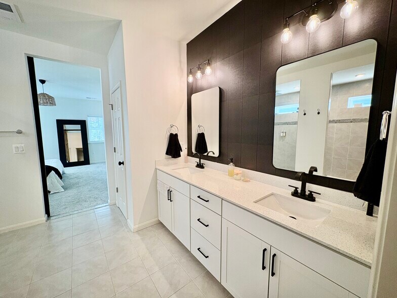 Building Photo - 154 Boxelder Dr