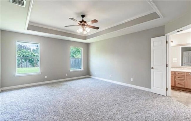 Building Photo - 254 Avondale Ln