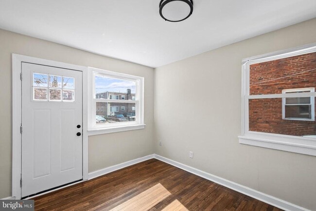 Building Photo - 1235 Alabama Ave SE