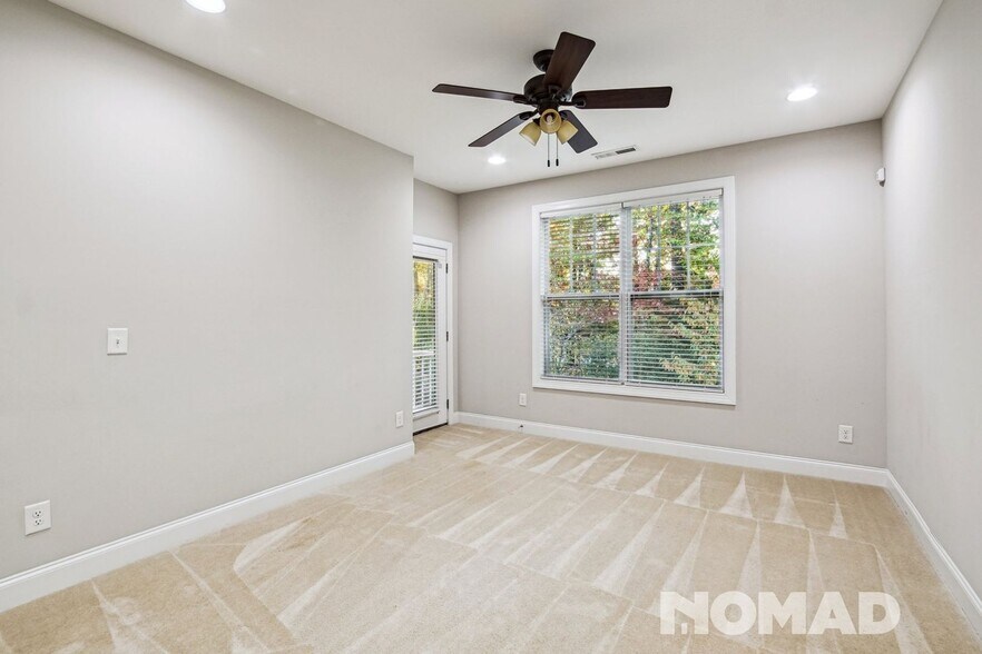 Building Photo - 355 Roberts Ridge Dr