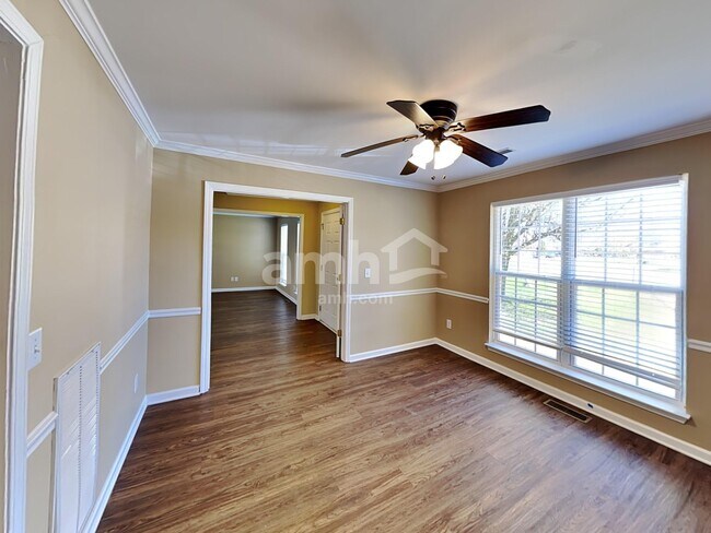 Building Photo - 1804 Lowell Ct