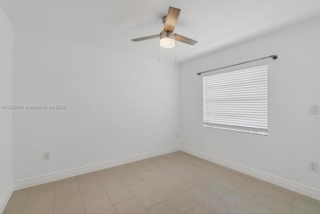 Building Photo - 5850 SW 149th Ave