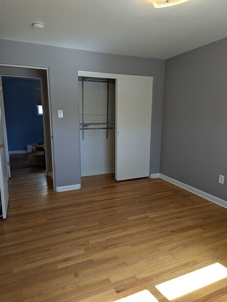 Building Photo - 1394 S Corona St