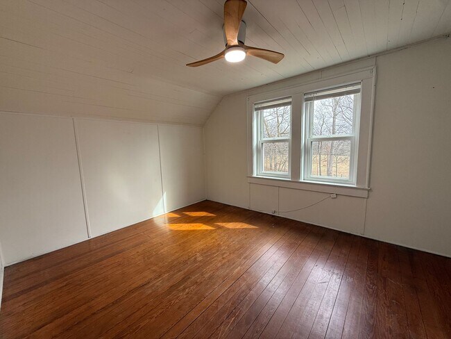 Building Photo - 4676 Sevierville Rd