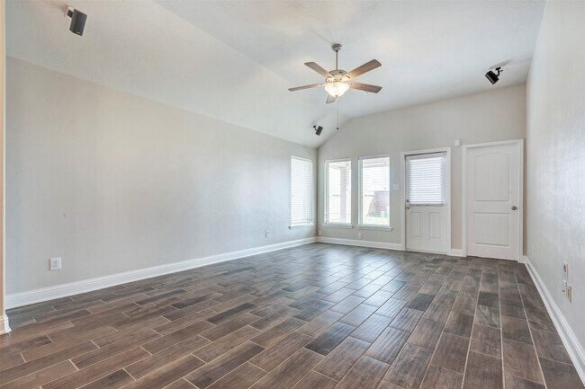 Building Photo - 20835 Tallow View Ln