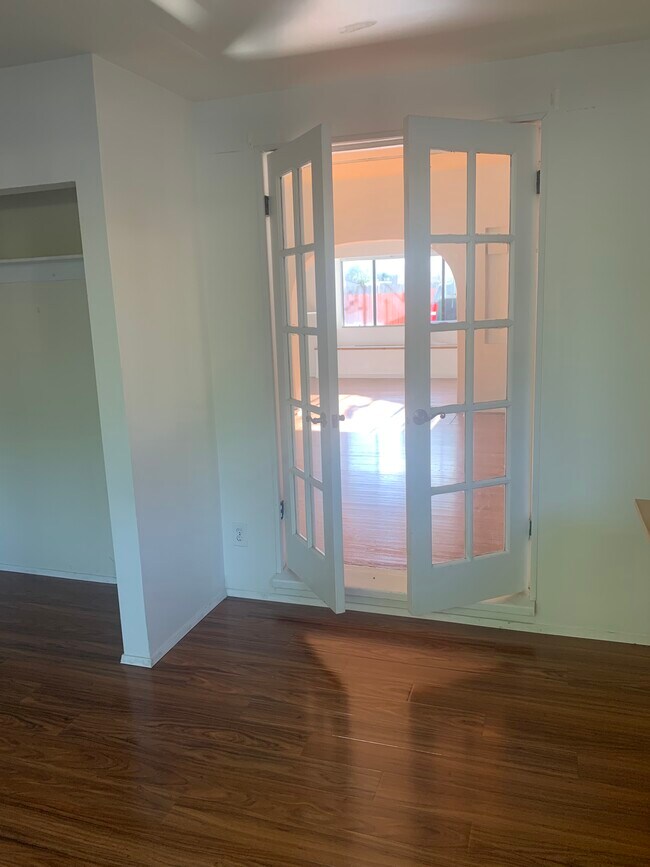 Building Photo - 17178 Kingsbury St