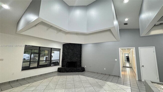 Building Photo - 16220 SW 173rd Ave