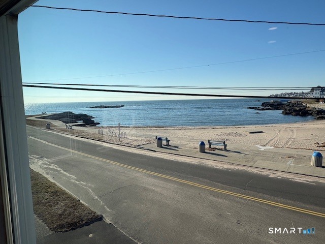 Building Photo - 140 Beach Ave