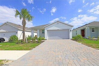 Building Photo - 1156 Brooklands Dr
