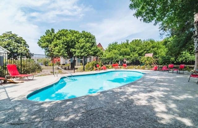 Building Photo - 130 Camino De Oro