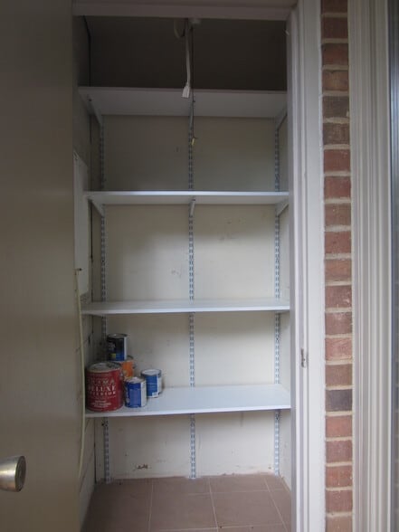 Storage even for a bike in balcony - 658 15th St S