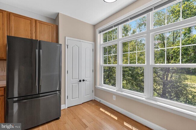 Building Photo - 2111 Ganton Green