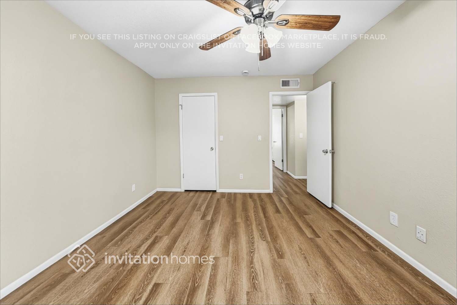 Building Photo - 3538 E Anderson Dr