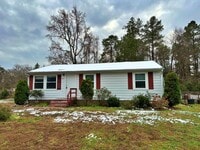 Building Photo - Renovated Rancher with 3 Bedrooms & 2 Baths!