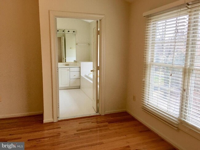 Building Photo - 2253 Journet Dr