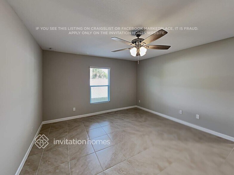 Building Photo - 1909 SW Hampshire Ln