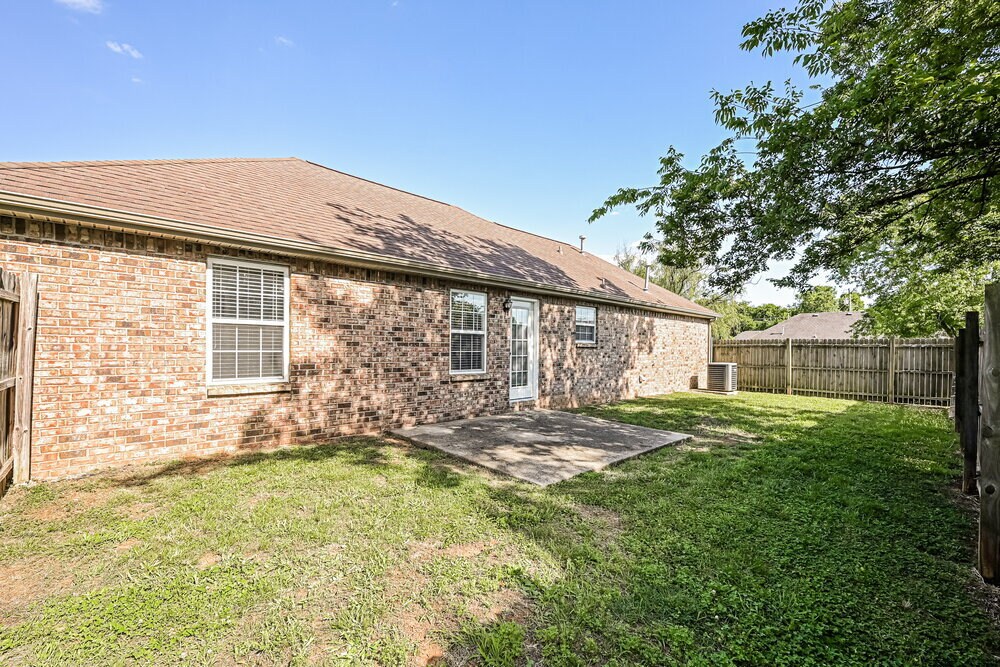 Building Photo - 9003 Callan Ct