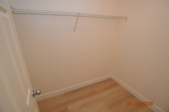 Building Photo - 5647 Merced St