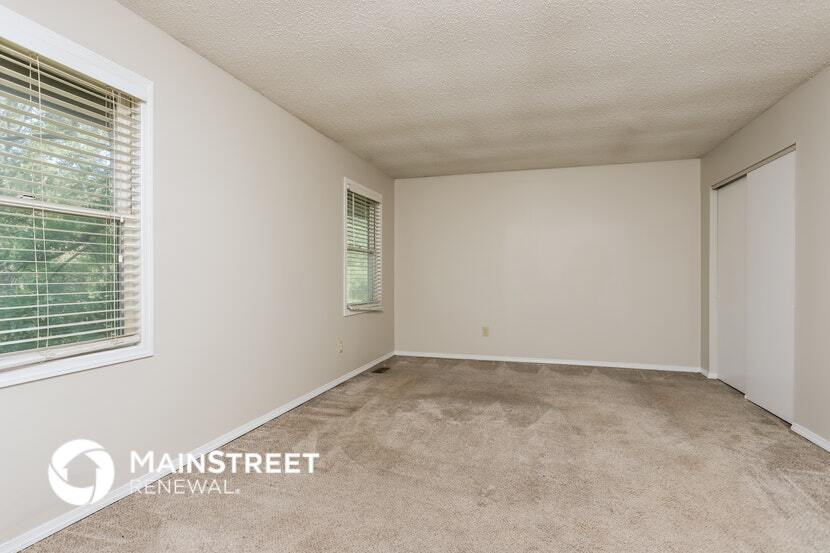 Building Photo - 281 Kings Dr