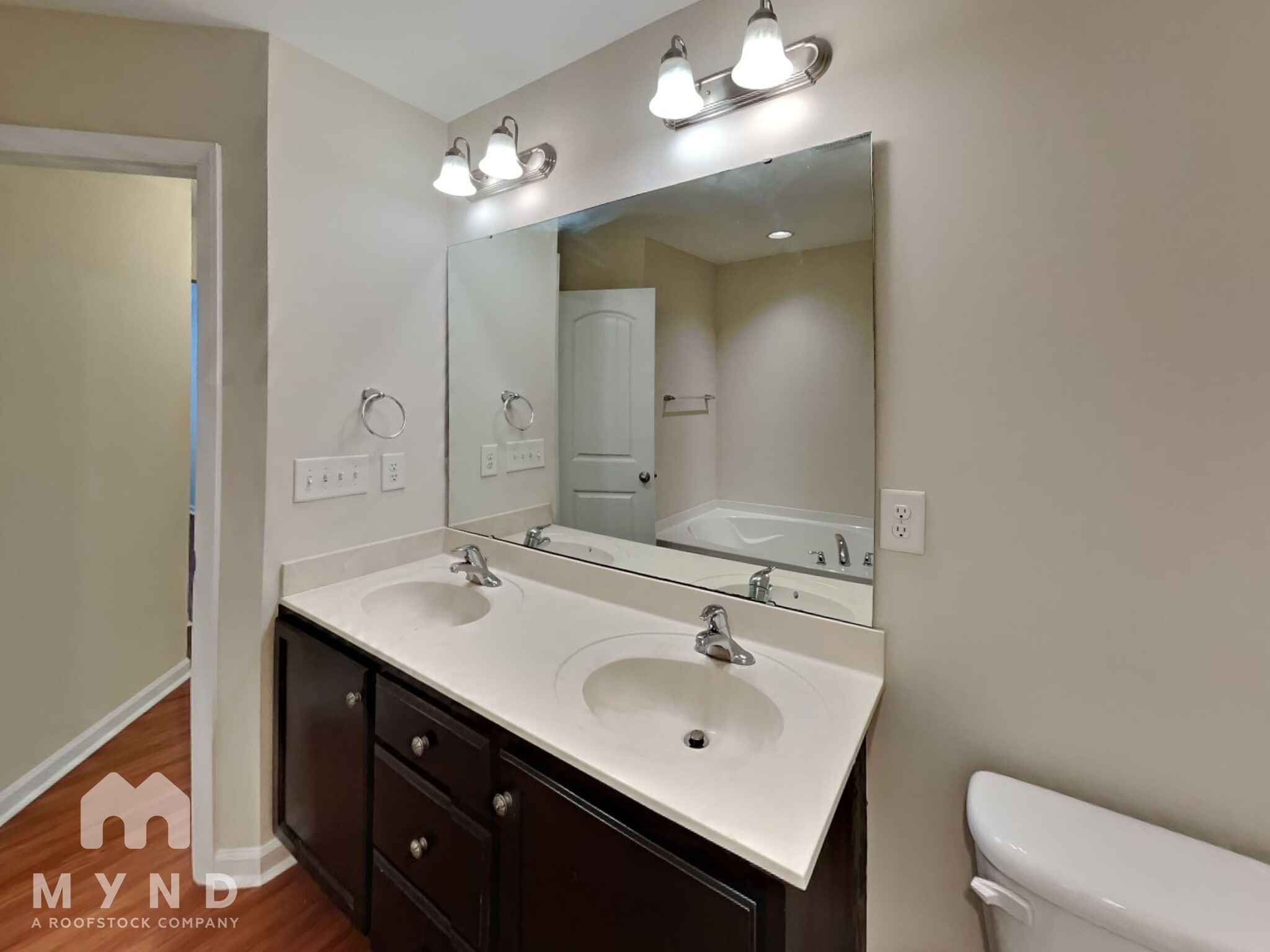 Building Photo - 7705 Weathered Oak Way