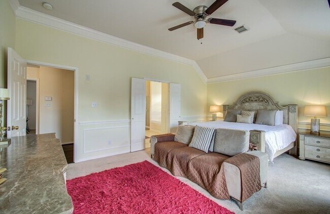 Building Photo - 3219 Leila Oaks Dr